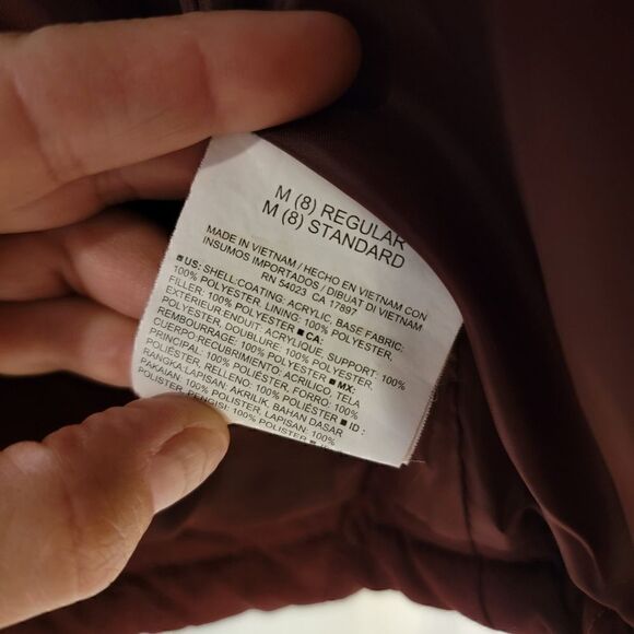 Old Navy | Maroon Quilted Zipper Front Vest Size Medium - Picture 4 of 4